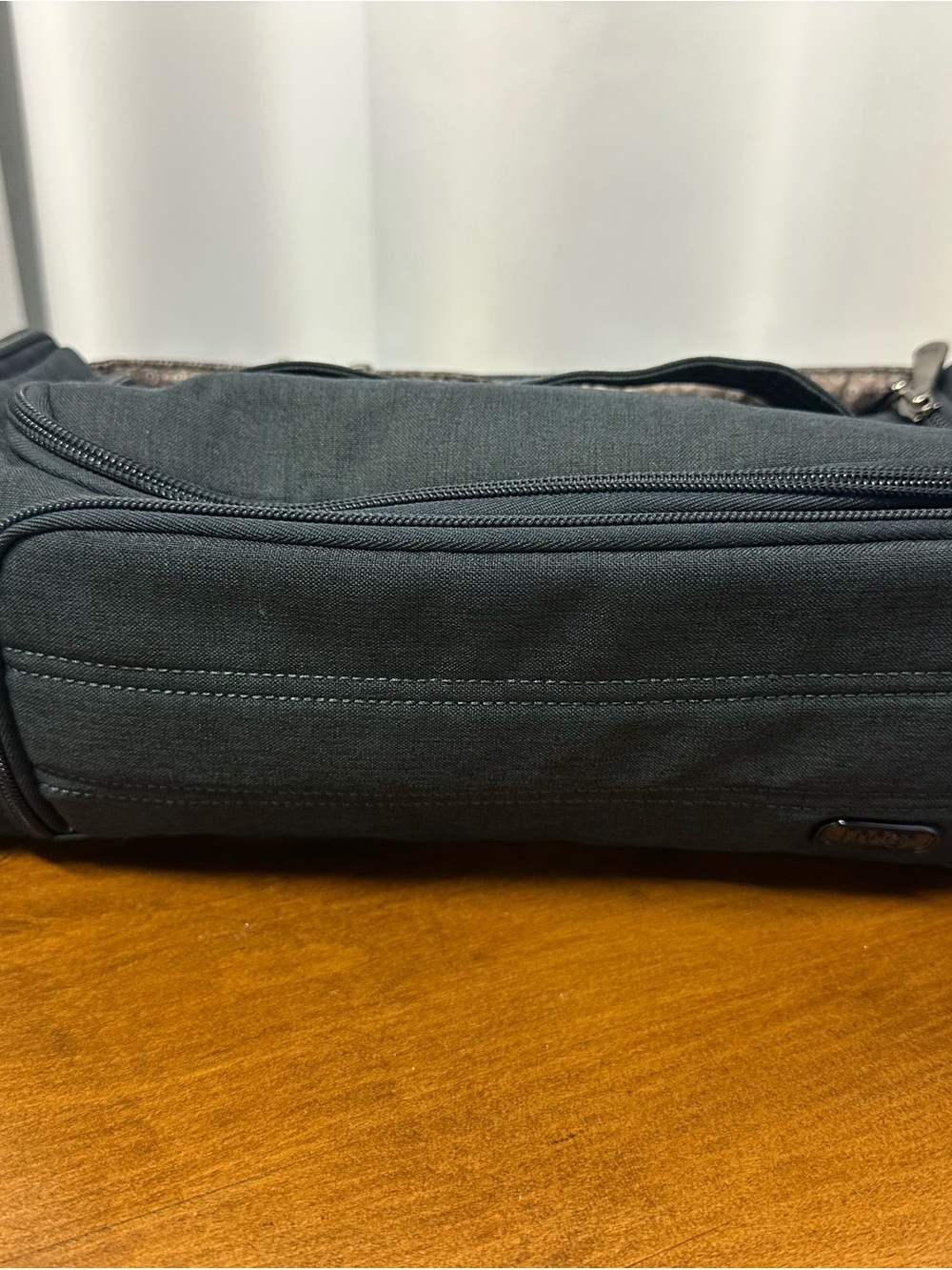 lug large trolley black Charcoal Toiletry Bag used one time like new